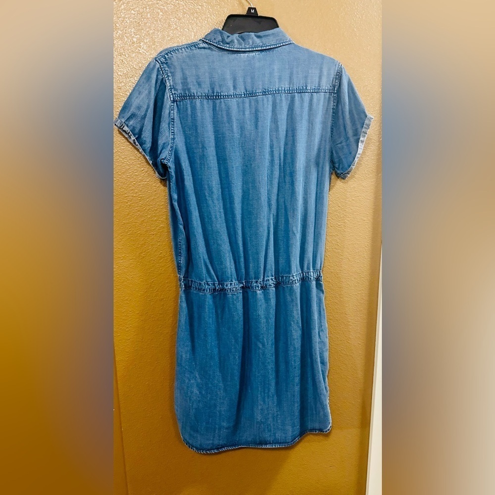 Lovestitch Casual Chambray Benji Shirt Dress w/cinched waist. Large. - Picture 10 of 16